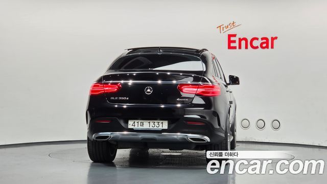 Mercedes-Benz GLE-Class (W166) GLE350 d 4MATIC Coupe 2018 — фото 4