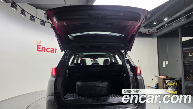 Peugeot 5008 (II) 1.6 BlueHDi GT Line 2019 — фото 19