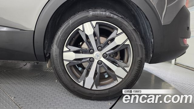 Peugeot 5008 (II) 1.6 BlueHDi GT Line 2019 — фото 21