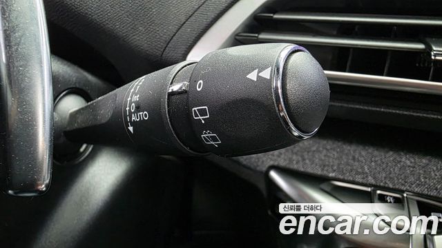 Peugeot 5008 (II) 1.6 BlueHDi GT Line 2019 — фото 28