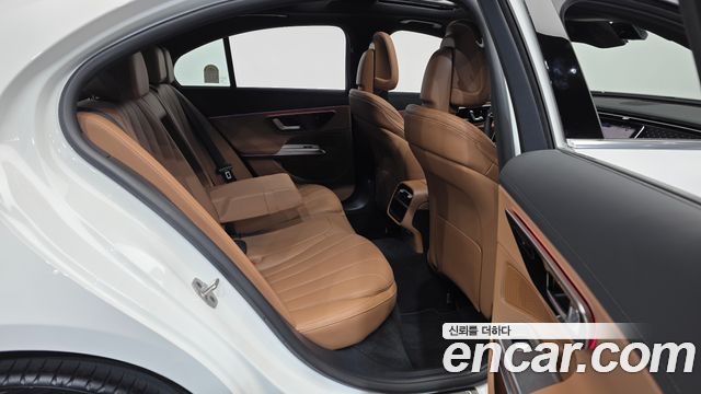 Mercedes-Benz E-Class (W214) E220d 4MATIC Exclusive 2026 — фото 12