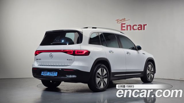 Mercedes-Benz EQB (X243) EQB300 4MATIC 2023 — фото 2