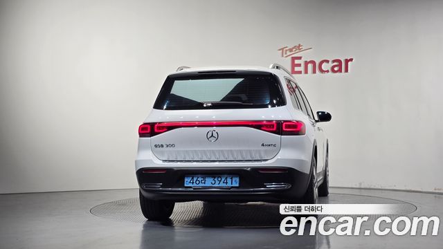 Mercedes-Benz EQB (X243) EQB300 4MATIC 2023 — фото 4