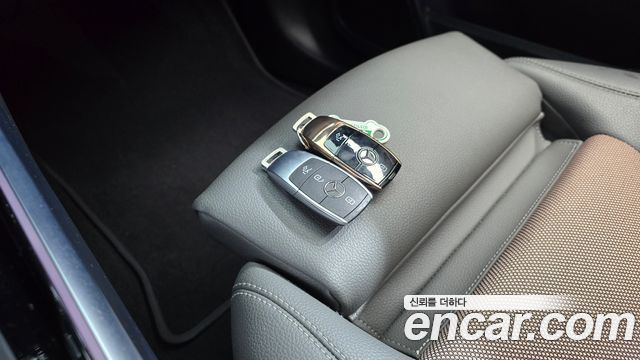 Mercedes-Benz EQB (X243) EQB300 4MATIC 2023 — фото 15