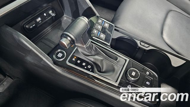 Kia Sportage (V) Gasoline 1.6 Turbo 2WD Prestige 2023 — фото 9