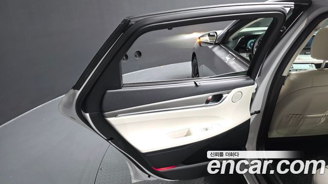 Hyundai Grandeur (IG) 2.5 Le Blanc 2023 — фото 25