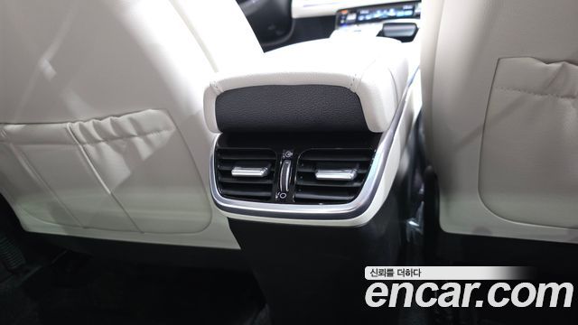 Hyundai Grandeur (IG) 2.5 Le Blanc 2023 — фото 35