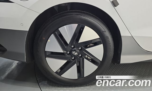 Hyundai Ioniq 6 Long Range AWD Prestige 2025 — фото 5