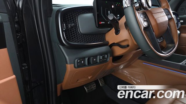 Kia Tasman 2.5T Gasoline 4WD X-Pro 2026 — фото 13