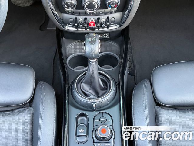 MINI Cooper Clubman Standard 2nd 2016 — фото 19