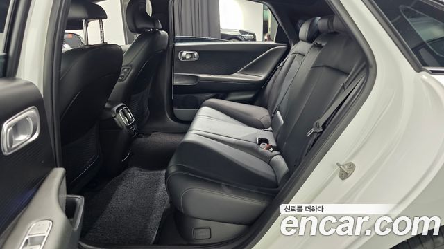 Hyundai Ioniq 6 Long Range Prestige 2025 — фото 13