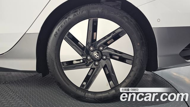 Hyundai Ioniq 6 Long Range Prestige 2025 — фото 21