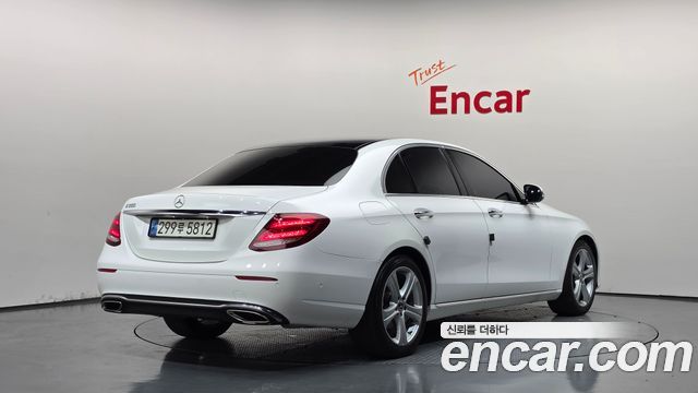 Mercedes-Benz E-Class (W213) E200 Avantgarde 2018 — фото 2