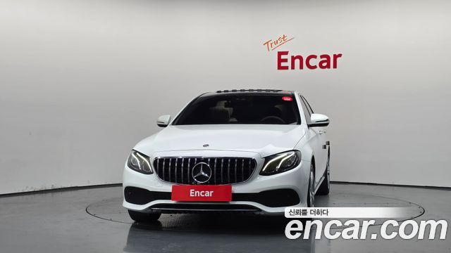 Mercedes-Benz E-Class (W213) E200 Avantgarde 2018 — фото 3