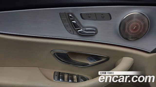 Mercedes-Benz E-Class (W213) E200 Avantgarde 2018 — фото 19