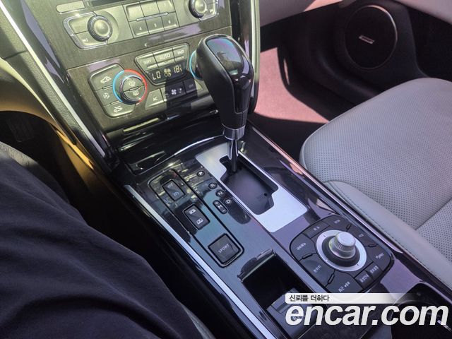 Renault Korea SM7 Nova 3.5 V6 2018 — фото 18