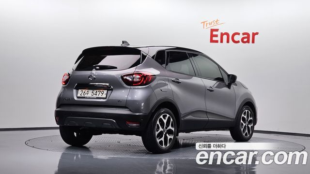 Renault Korea QM3 RE Panoramic Edition 2019 — фото 2