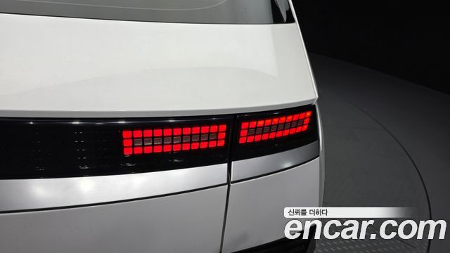 Hyundai Ioniq 5 Long range Commercial Long Range Package 2023 — фото 23