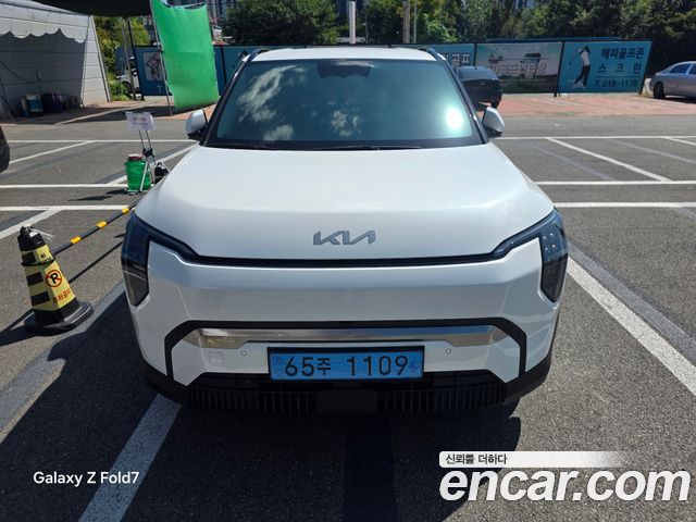 Kia EV3 Long Range 2WD Earth