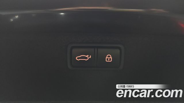 Genesis G80 3.8 GDI AWD Finest 2018 — фото 18