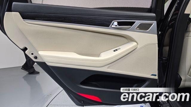 Genesis G80 3.8 GDI AWD Finest 2018 — фото 25