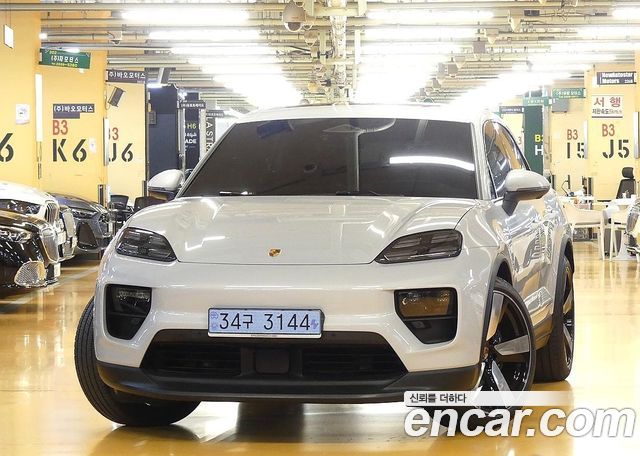 Porsche Macan EV Base 4 2026 — фото 3