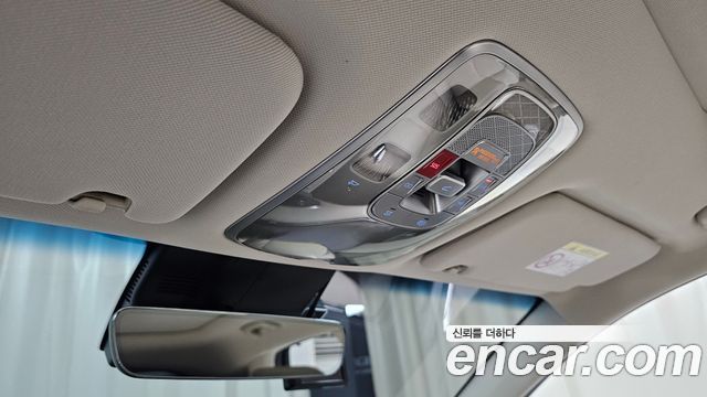 Genesis GV70 2.5T Gasoline 2WD 2024 — фото 19
