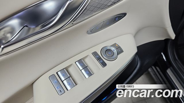 Genesis GV70 2.5T Gasoline 2WD 2024 — фото 28