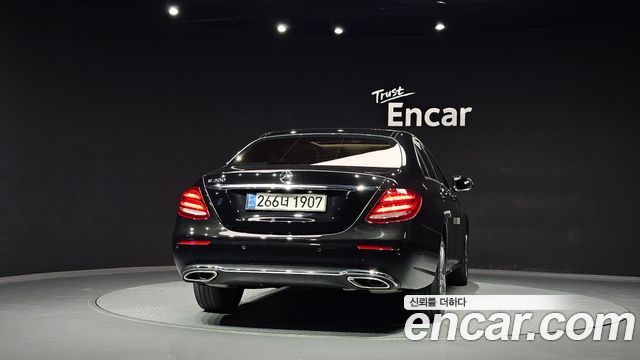 Mercedes-Benz E-Class (W213) E300 Avantgarde 2018 — фото 4