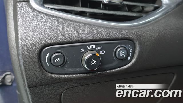 Chevrolet Malibu 1.5 Turbo LT Deluxe 2017 — фото 14
