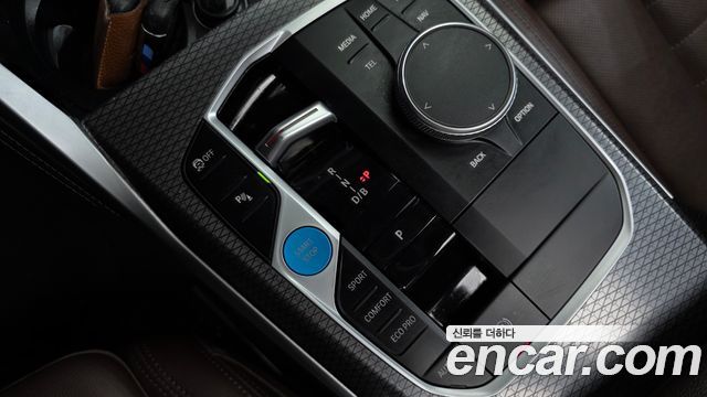 BMW i4 eDrive40 M Sports Pro 2024 — фото 9