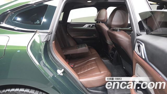 BMW i4 eDrive40 M Sports Pro 2024 — фото 11