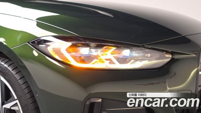 BMW i4 eDrive40 M Sports Pro 2024 — фото 22