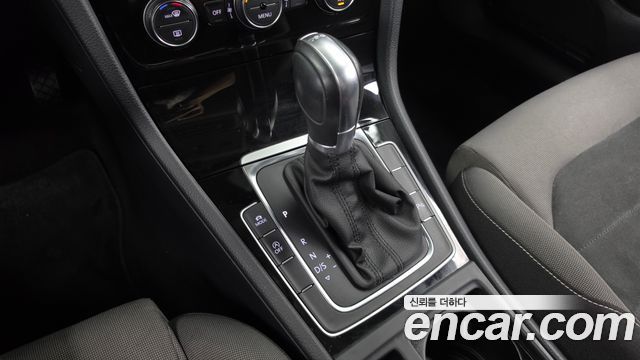 Volkswagen Golf (VII) 2.0 TDI 2015 — фото 9