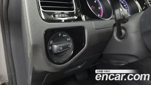 Volkswagen Golf (VII) 2.0 TDI 2015 — фото 16