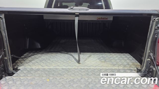 KG Mobility (SsangYong) Rexton Sports Khan Diesel 2.2 4WD Prestige 2022 — фото 17