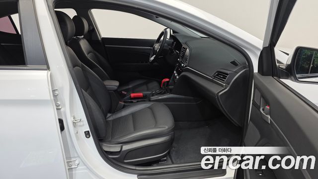 Hyundai Avante (AD) 1.6 Smart 2019 — фото 11