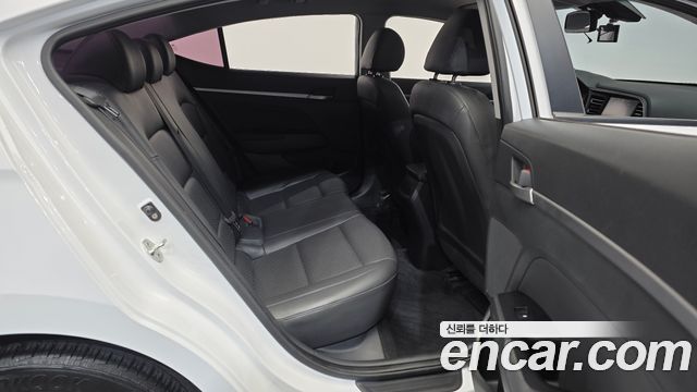 Hyundai Avante (AD) 1.6 Smart 2019 — фото 12