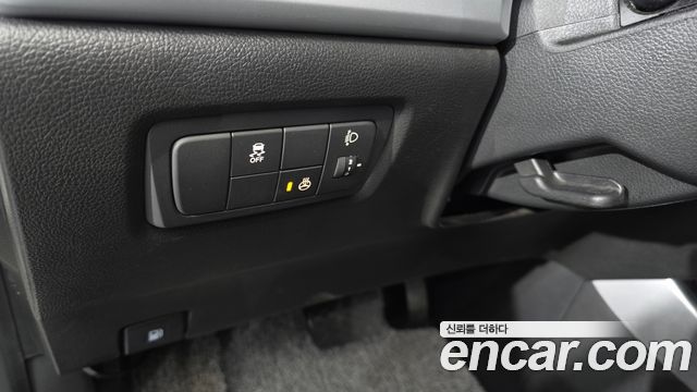 KG Mobility (SsangYong) Korando C 2.2 RX 2WD SUP 2016 — фото 20