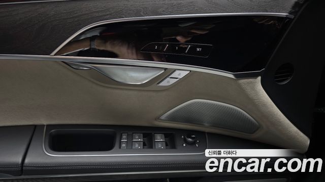 Audi A8 (D5) 50 TDI Quattro Premium 2023 — фото 28