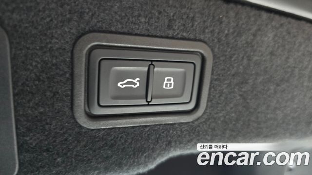 Audi A8 (D5) 50 TDI Quattro Premium 2023 — фото 35