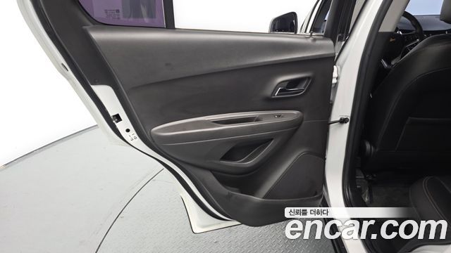 Chevrolet Trax 1.6 Diesel Premier 2018 — фото 25