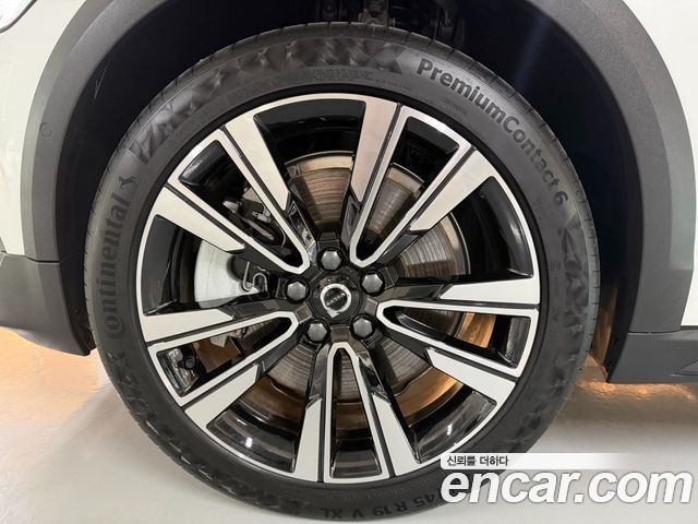 Volvo V60 Cross Country (II) B5 Ultra AWD 2026 — фото 5