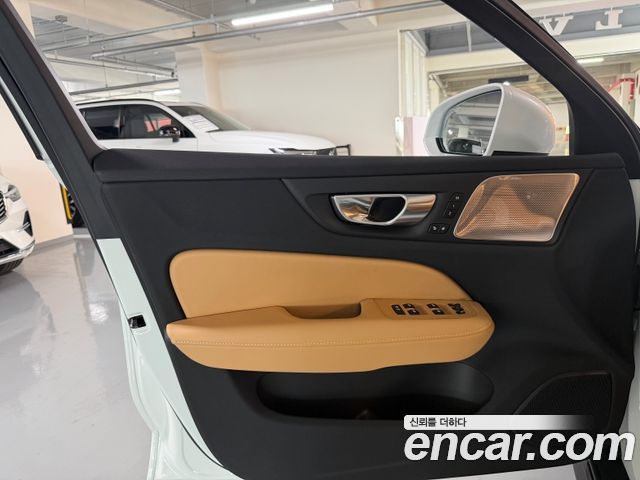 Volvo V60 Cross Country (II) B5 Ultra AWD 2026 — фото 21