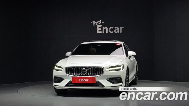 Volvo S60 (III) B5 Ultimate Bright 2024 — фото 3