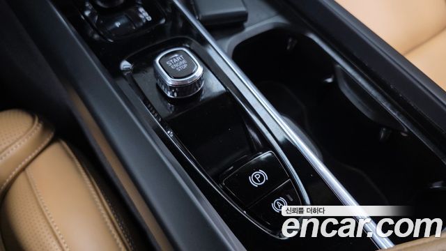 Volvo S60 (III) B5 Ultimate Bright 2024 — фото 29