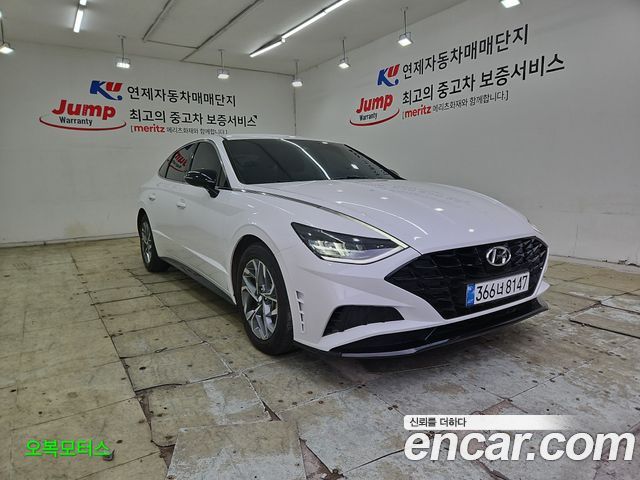 Hyundai Sonata (DN8) 2.0 Modern