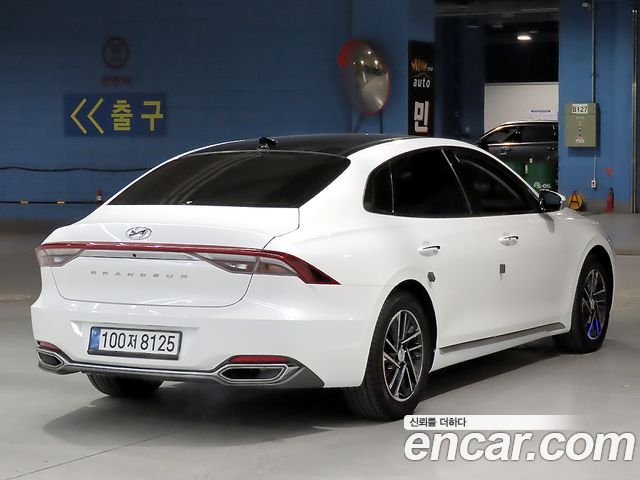 Hyundai Grandeur (IG) 3.0 LPi Rent Car Modern 2022 — фото 4