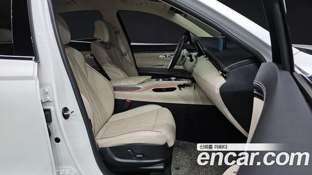 Genesis GV70 2.5T Gasoline AWD 2023 — фото 32