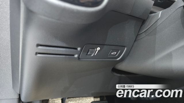 Volvo XC40 T4 Inscription 2020 — фото 27